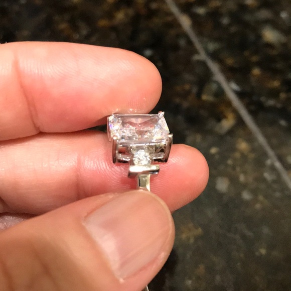 Jewels by Park Lane ring size 8 - Picture 4 of 5